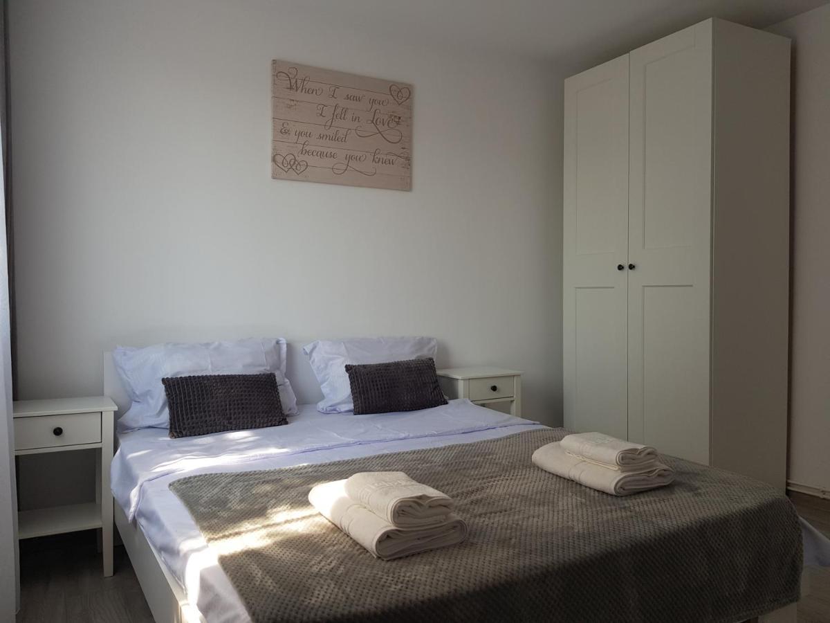 Alexa Apartament Targu Mures Ngoại thất bức ảnh